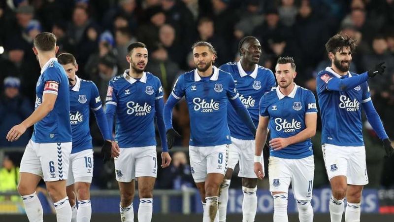 Jarrad Branthwaite chấn thương: Everton đối mặt khủng hoảng đầu mùa